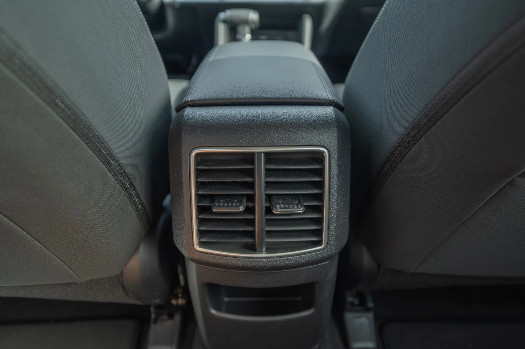  Dark Grey KIA Sportage Photo 