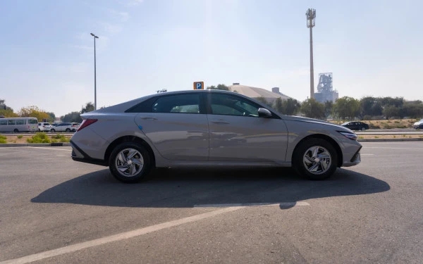  Grey Hyundai Elantra Photo 