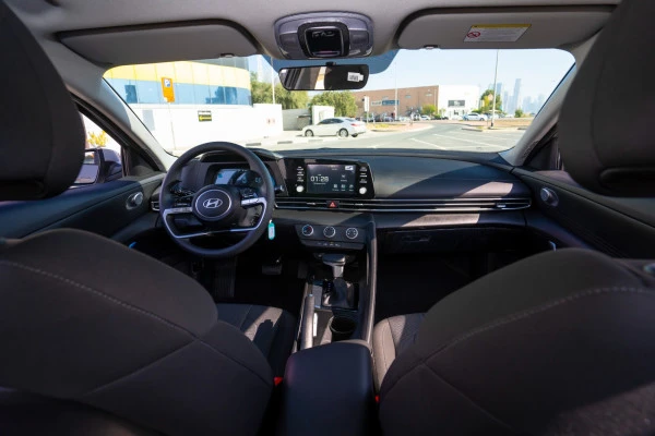  Grey Hyundai Elantra Photo 