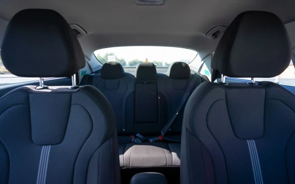  Grey Hyundai Elantra Photo 