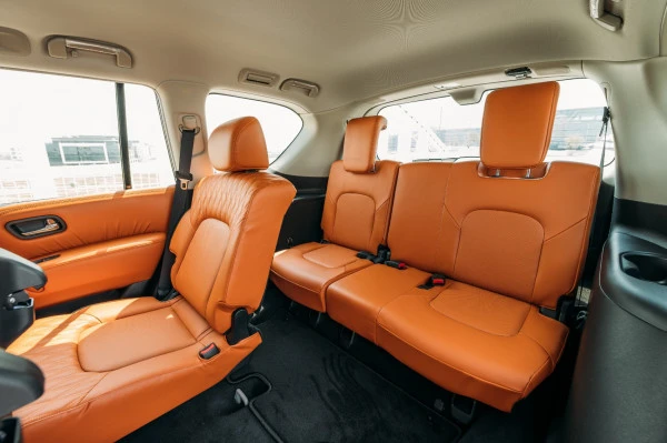  Beige Nissan Patrol Platinum V6 Photo 