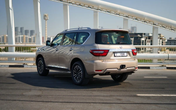  Beige Nissan Patrol V6 Photo 