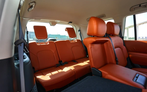  Beige Nissan Patrol V6 Photo 