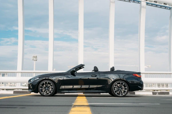  Black BMW 430i cabrio Photo 