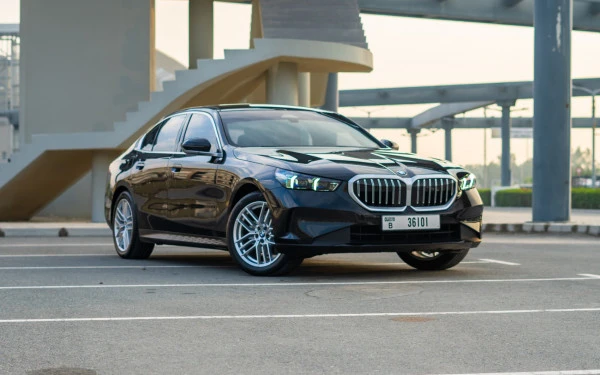  Black BMW 520i Photo 