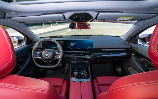  Black BMW 520i Photo 