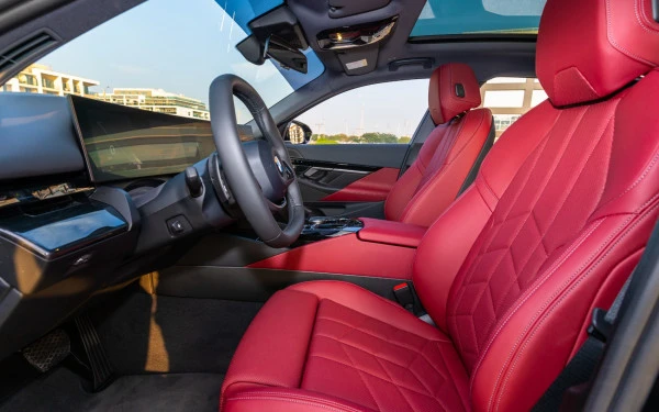  Black BMW 520i Photo 