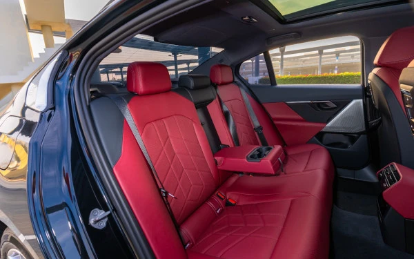  Black BMW 520i Photo 