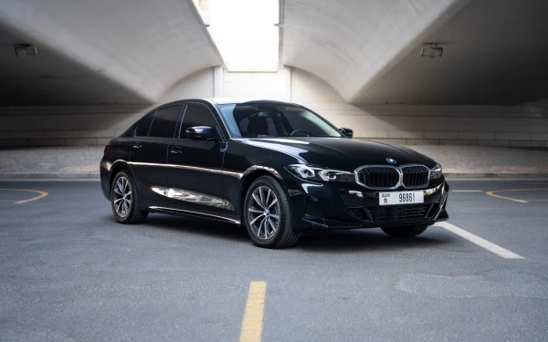  Black BMW 318i Photo 