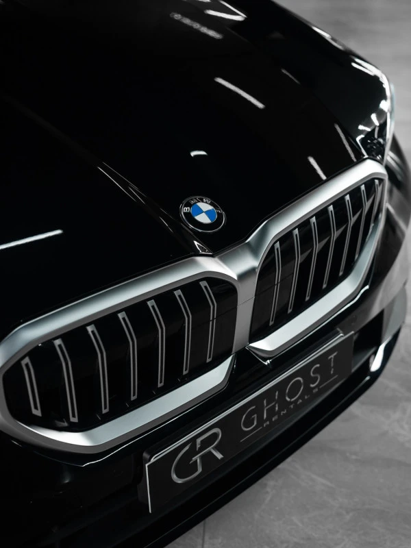  Black BMW 520i Photo 