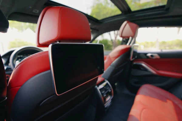  Blue BMW X6 M50 Photo 