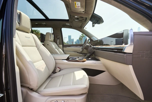  Black Cadillac Escalade Photo 