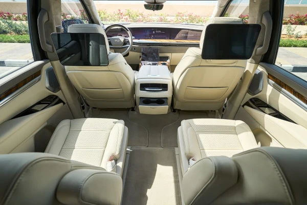  Black Cadillac Escalade Photo 