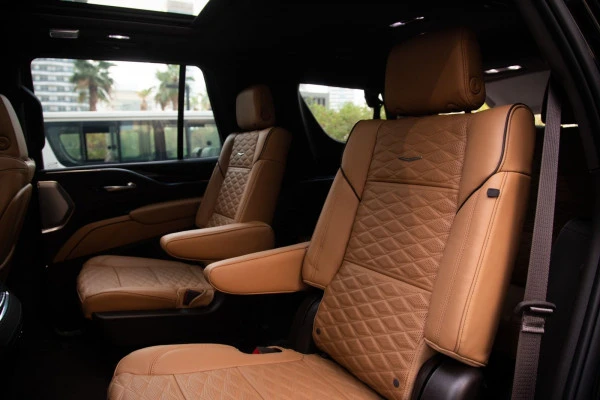  Black Cadillac Escalade Photo 