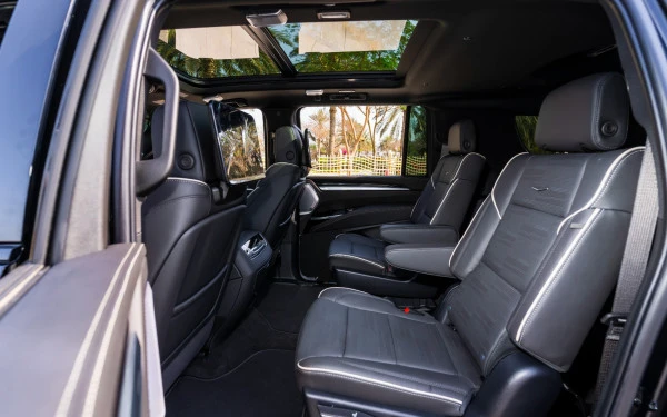  Black Cadillac Escalade ESV Photo 