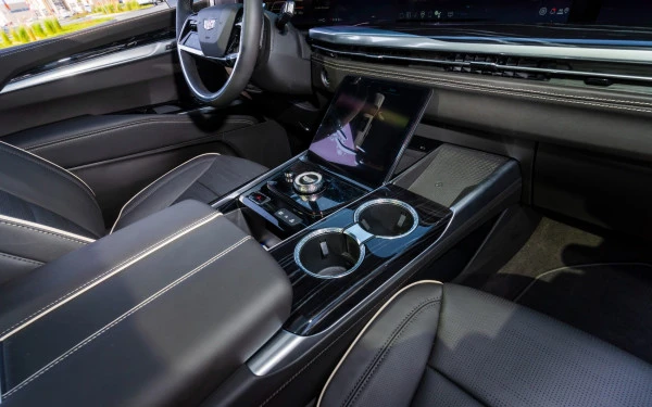  Black Cadillac Escalade ESV Photo 