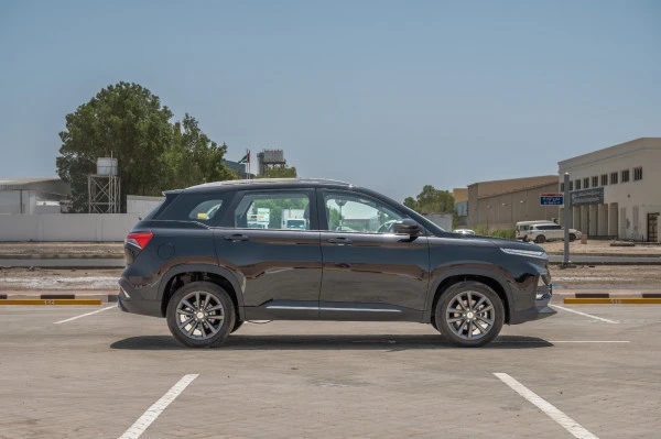  Black Chevrolet Captiva Photo 