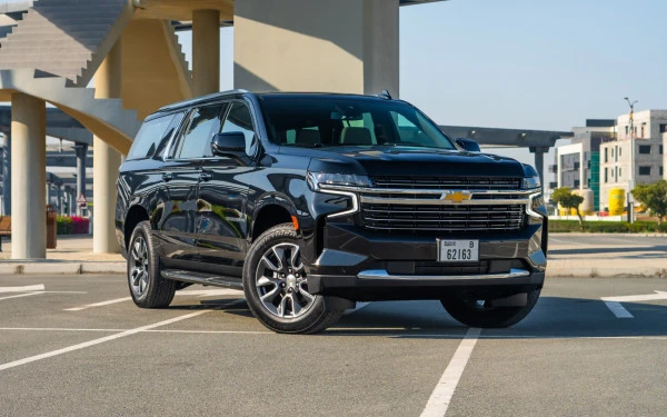  Black Chevrolet Suburban Photo 