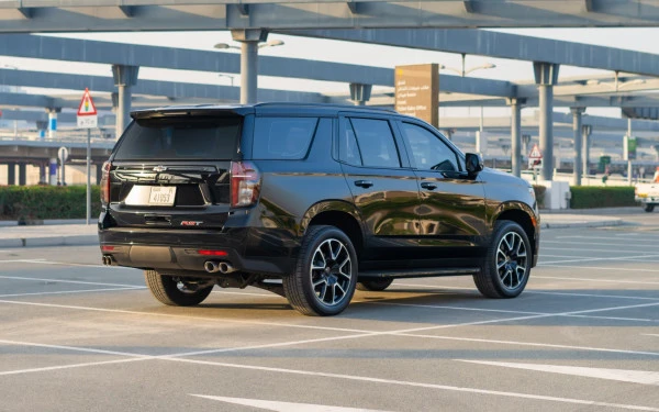  Black Chevrolet Tahoe RST Photo 