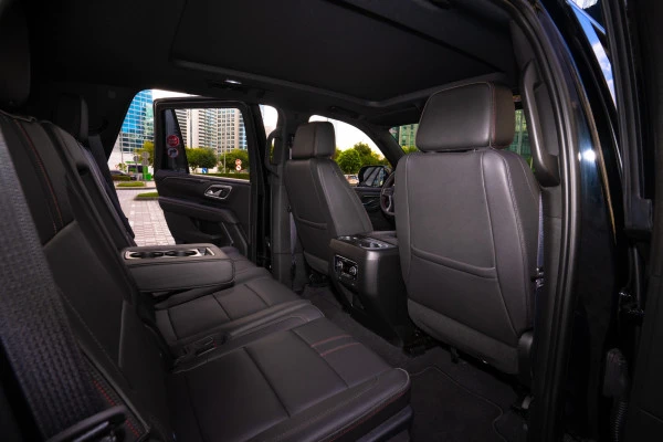  Black Chevrolet Tahoe RST Photo 