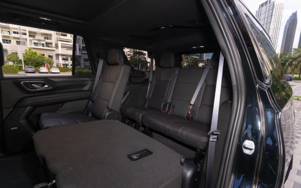  Black Chevrolet Tahoe RST Photo 