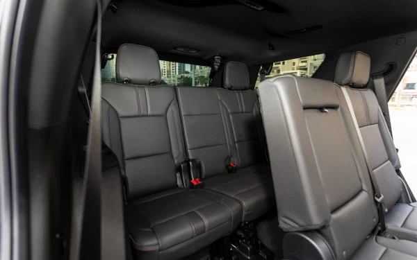  Black Chevrolet Tahoe RST Photo 