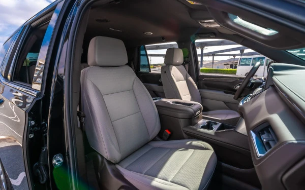  Black Chevrolet Tahoe Photo 