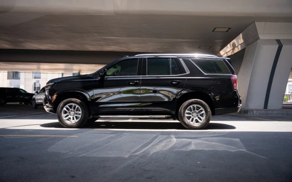  Black Chevrolet Tahoe Photo 
