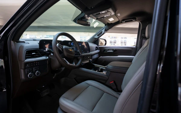  Black Chevrolet Tahoe Photo 