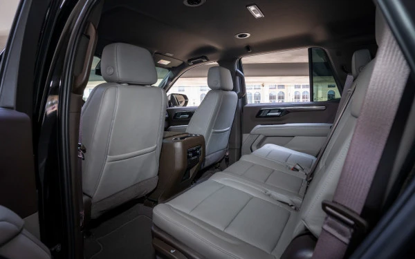  Black Chevrolet Tahoe Photo 