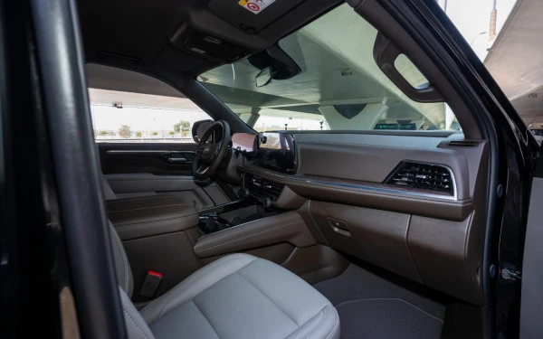  Black Chevrolet Tahoe Photo 