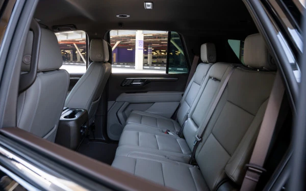  Black Chevrolet Tahoe Photo 