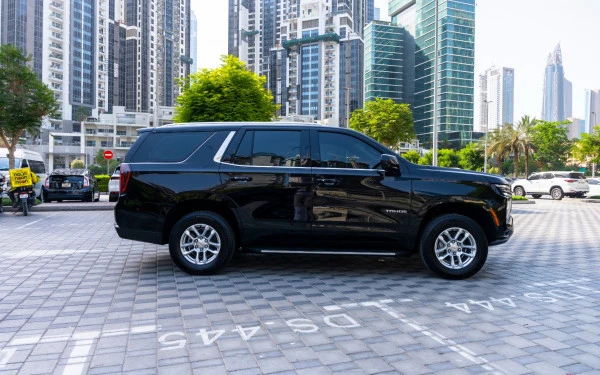  Black Chevrolet Tahoe Photo 