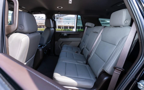  Black Chevrolet Tahoe Photo 