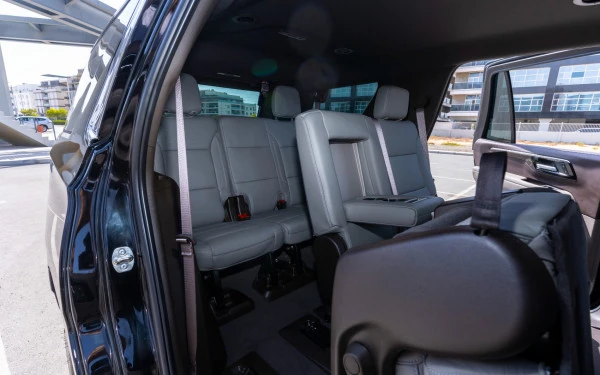  Black Chevrolet Tahoe Photo 