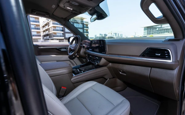  Black Chevrolet Tahoe Photo 