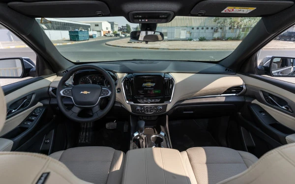  Black Chevrolet Traverse Photo 