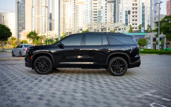  Black Chevrolet Traverse Photo 