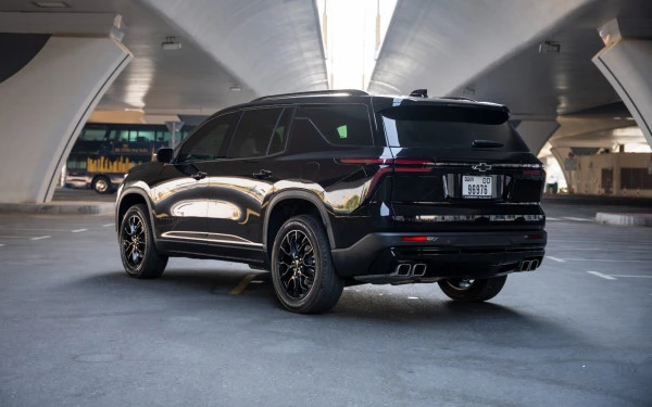  Black Chevrolet Traverse Photo 