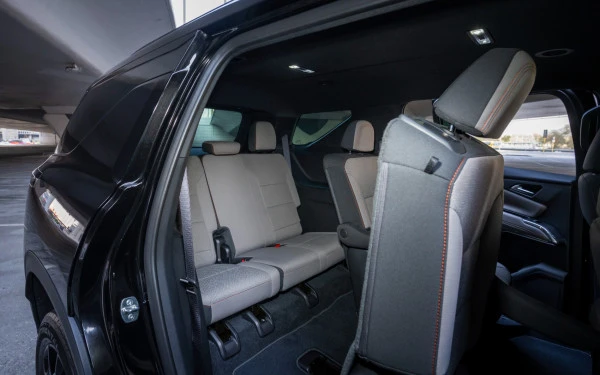  Black Chevrolet Traverse Photo 