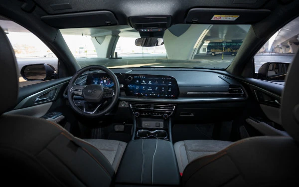  Black Chevrolet Traverse Photo 