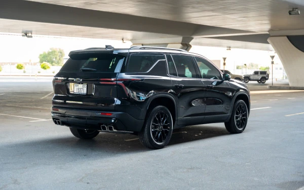  Black Chevrolet Traverse Photo 