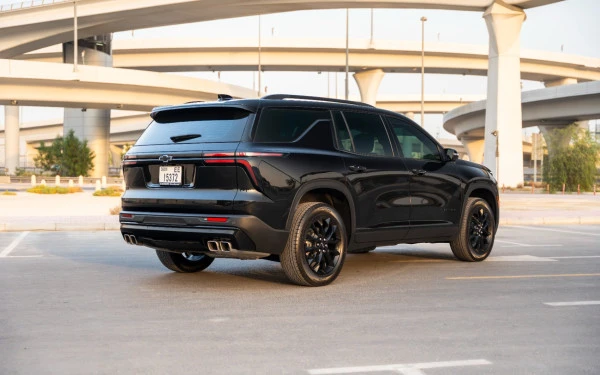  Black Chevrolet Traverse Photo 