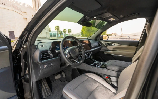  Black Chevrolet Traverse Photo 