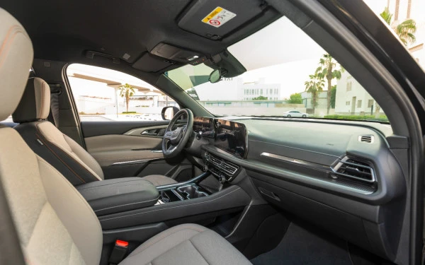  Black Chevrolet Traverse Photo 