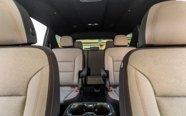  Black Chevrolet Traverse Photo 