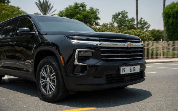  Black Chevrolet Traverse Photo 