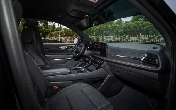 Black Chevrolet Traverse Photo 