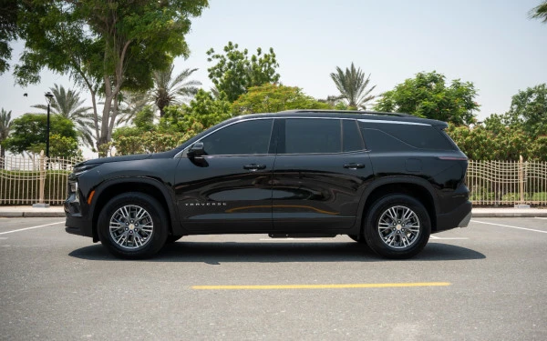  Black Chevrolet Traverse Photo 