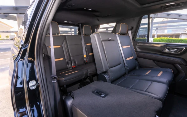  Black GMC Yukon AT4 Photo 